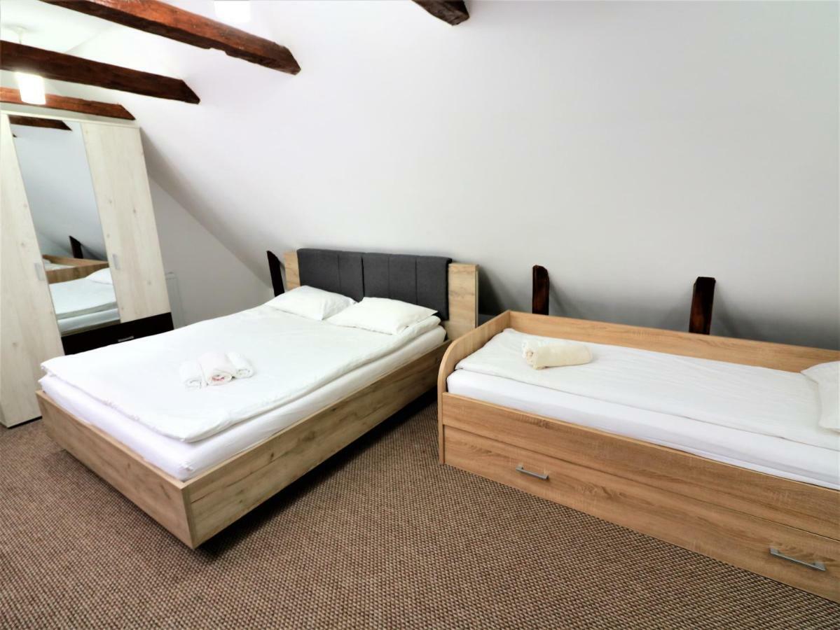 Flowers House Sibiu Ngoại thất bức ảnh