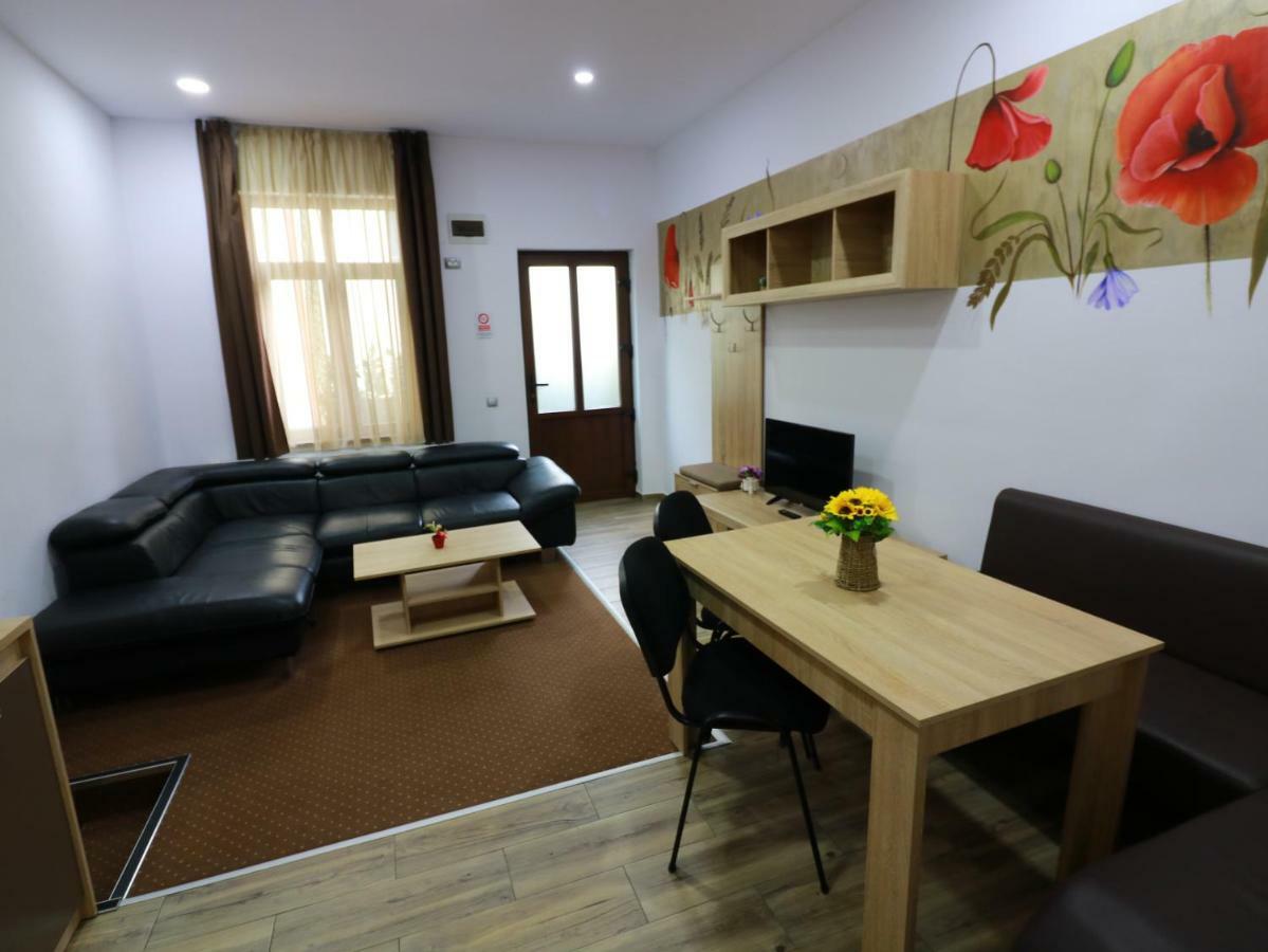 Flowers House Sibiu Ngoại thất bức ảnh