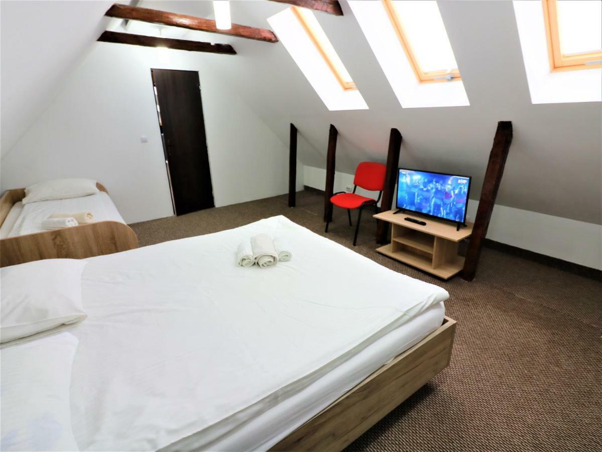Flowers House Sibiu Ngoại thất bức ảnh